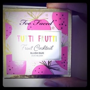 Too faced  tutti frutti cocktail  blush duo